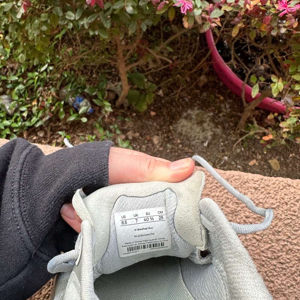 Lululemon women’s BlissFeel running shoe